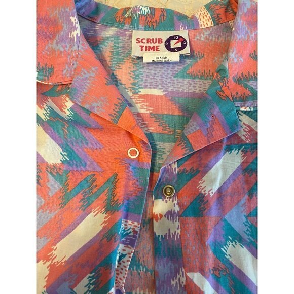 Scrub Time Retro Style Scrub Top - Picture 3 of 10